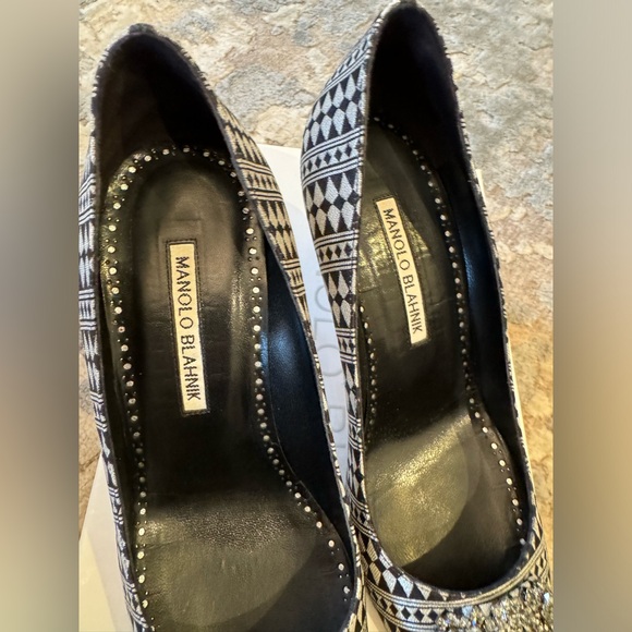 Manolo Blahnik Crystal Hangisi Silver Black Jacquard Print Heels - Picture 4 of 8